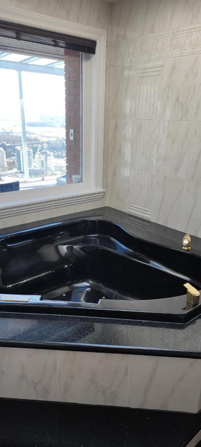 Guest house Luxury West Vancouver